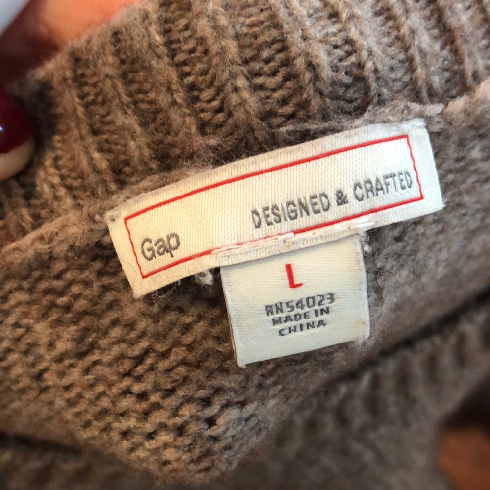 Gap sweater - Picture 3 of 4